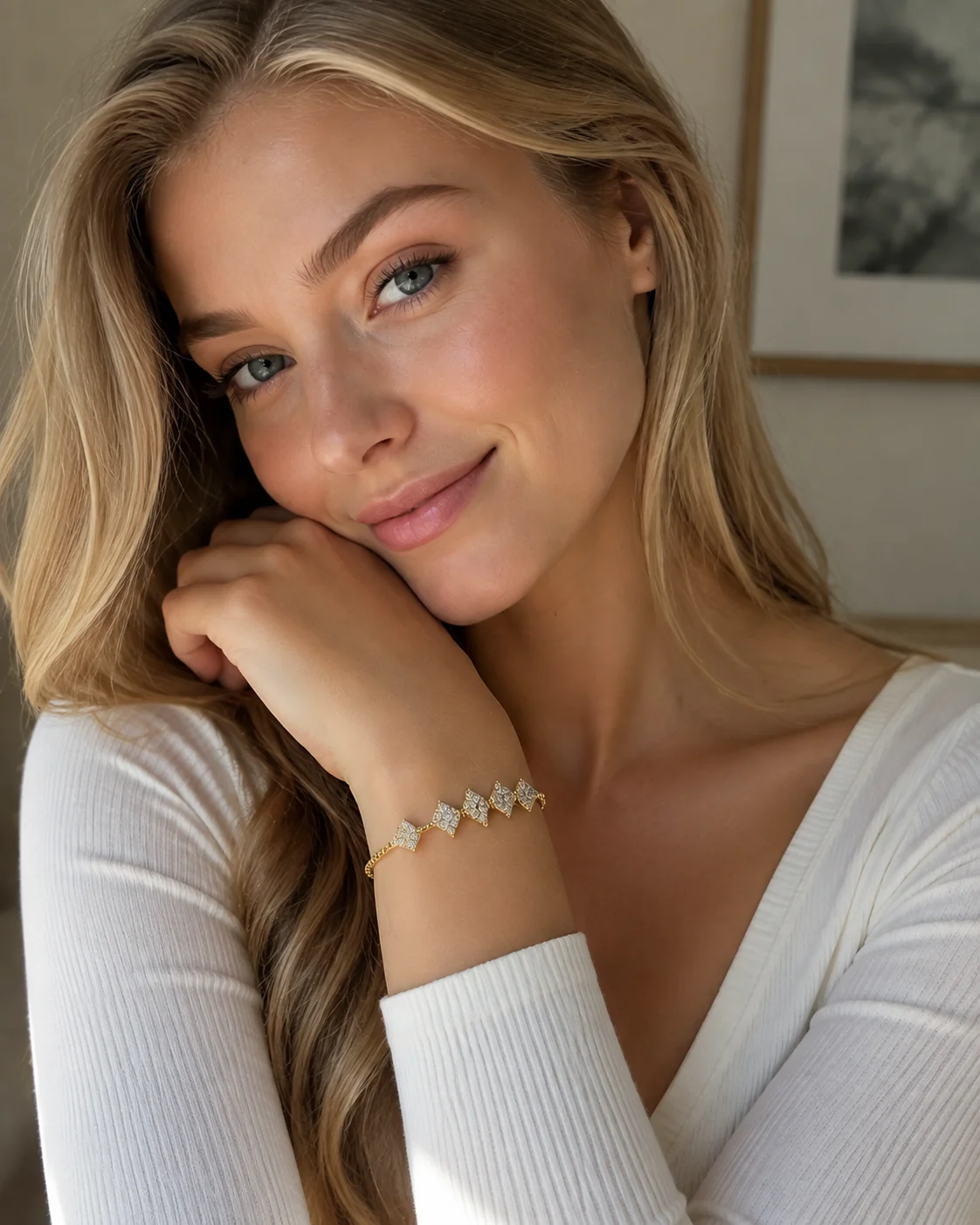 Elegant Gold Crystal Bracelet